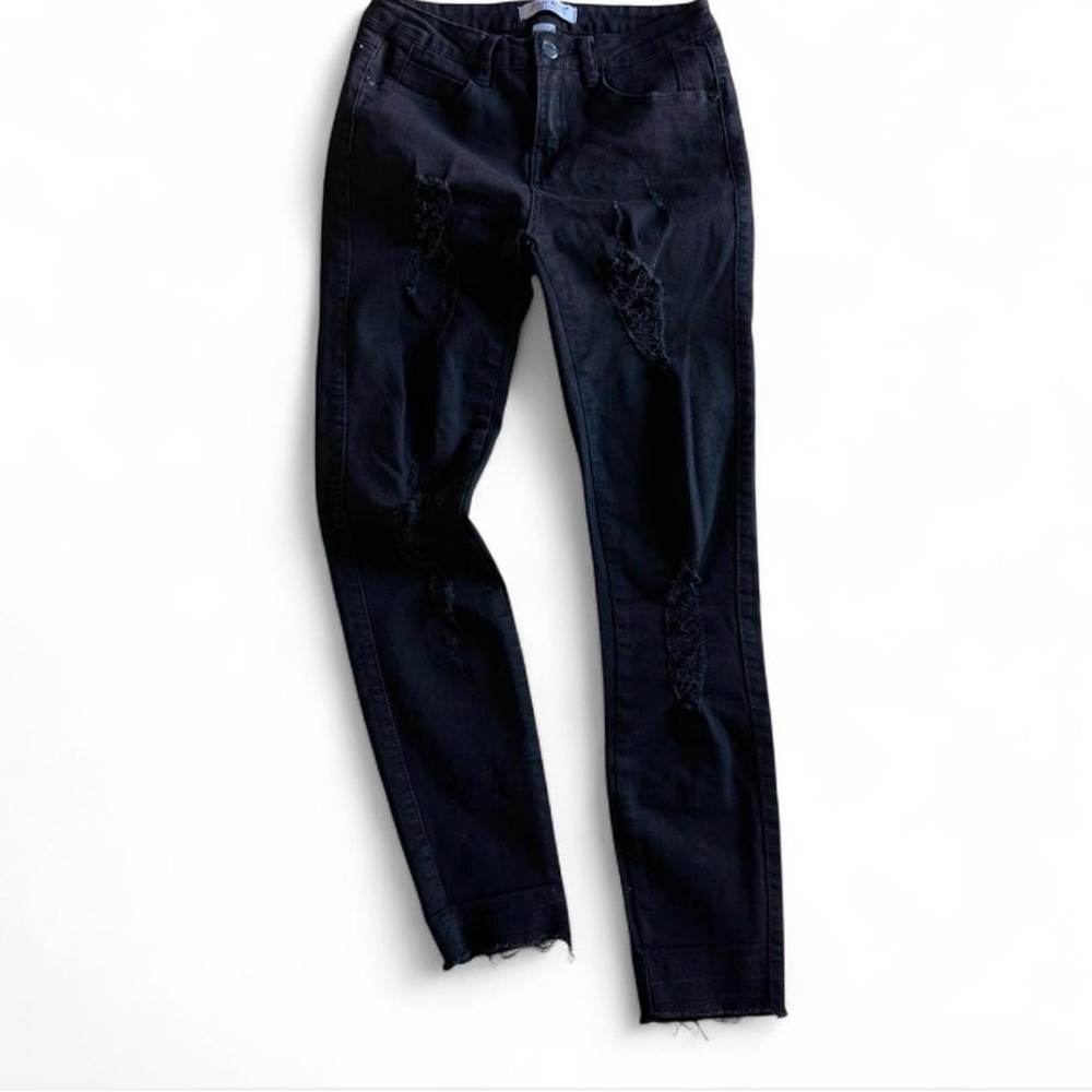 Judy Blue Black Distressed Women’s Skinny Jeans JB-8548